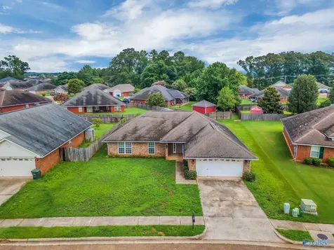 204 Shadow Cove Drive SW Huntsville AL 35824