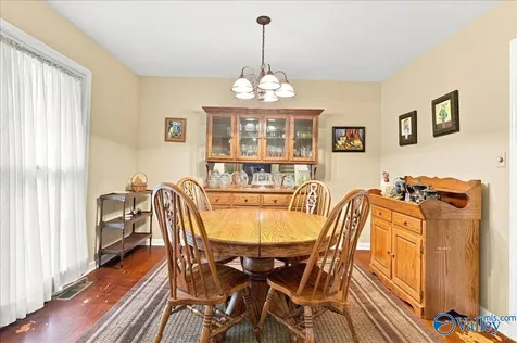 512 Greendale Drive NW Huntsville AL 35806