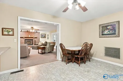 512 Greendale Drive NW Huntsville AL 35806