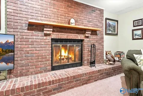 512 Greendale Drive NW Huntsville AL 35806