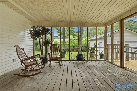 512 Greendale Drive NW Huntsville AL 35806