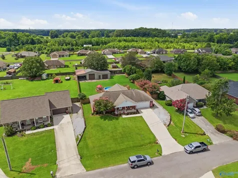 18045 Belmont Circle Athens AL 35613