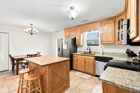 18045 Belmont Circle Athens AL 35613