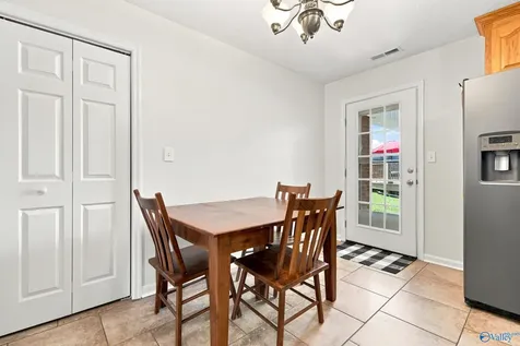 18045 Belmont Circle Athens AL 35613
