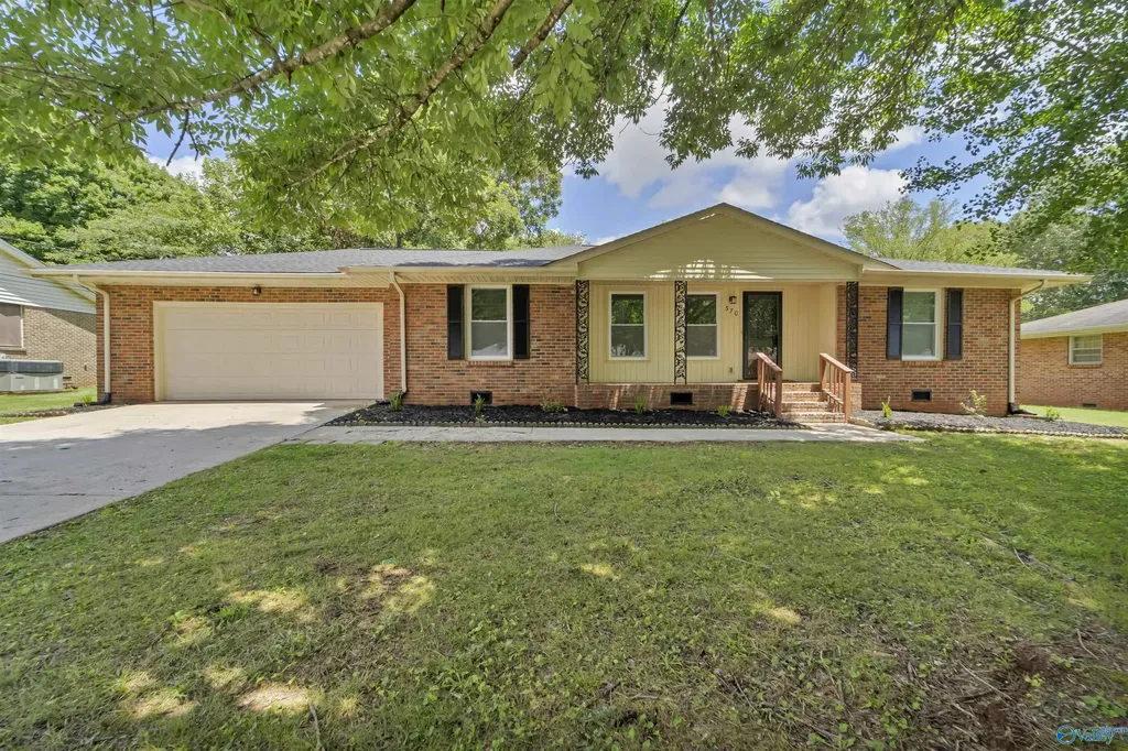 370 College Park Court NW Huntsville AL 35805