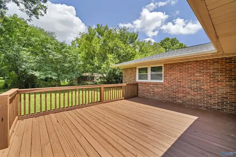 370 College Park Court NW Huntsville AL 35805