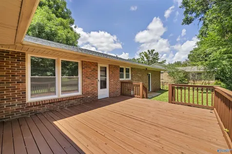 370 College Park Court NW Huntsville AL 35805
