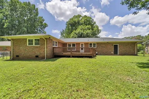370 College Park Court NW Huntsville AL 35805