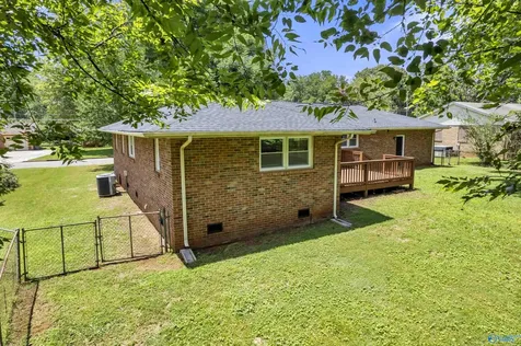 370 College Park Court NW Huntsville AL 35805