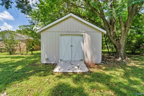 370 College Park Court NW Huntsville AL 35805