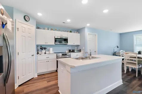 124 Fuller Drive Meridianville AL 35759