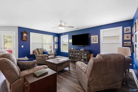 124 Fuller Drive Meridianville AL 35759