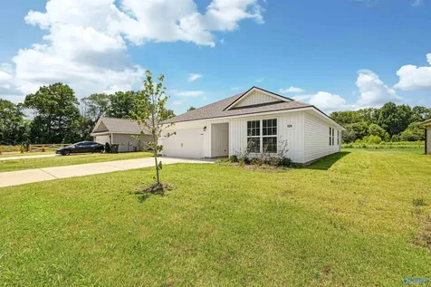124 Fuller Drive Meridianville AL 35759