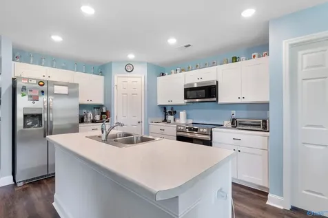 124 Fuller Drive Meridianville AL 35759