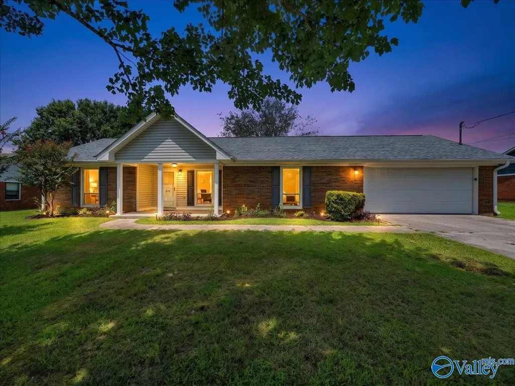215 Saddle Rock Court Harvest AL 35749