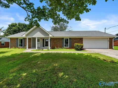 215 Saddle Rock Court Harvest AL 35749