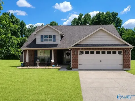 133 Bridge Crest Drive Harvest AL 35749