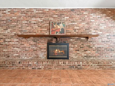 2102 Mythewood Drive SW Huntsville AL 35803
