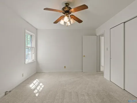 2102 Mythewood Drive SW Huntsville AL 35803