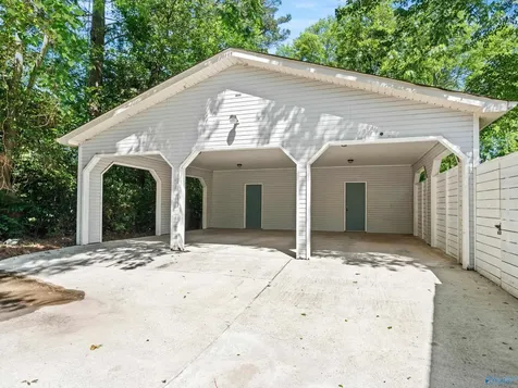 2102 Mythewood Drive SW Huntsville AL 35803