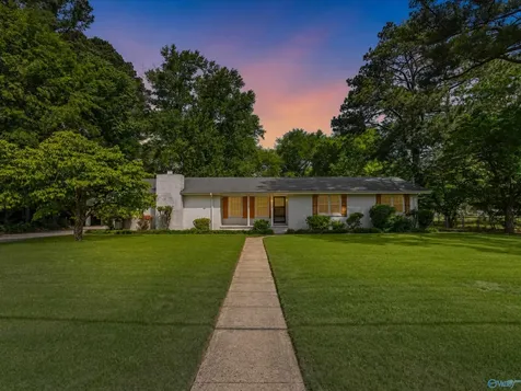 2102 Mythewood Drive SW Huntsville AL 35803