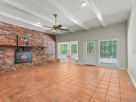 2102 Mythewood Drive SW Huntsville AL 35803