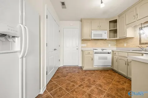 14701 Sara Beth Drive Harvest AL 35749