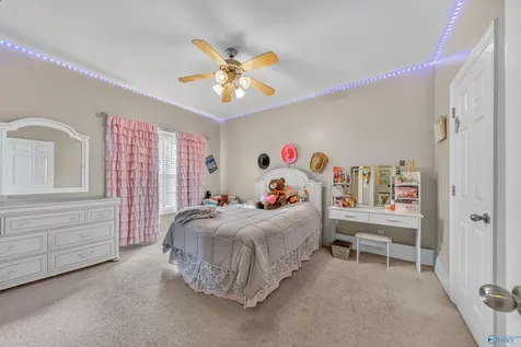 230 Twin Lakes Drive New Market AL 35761