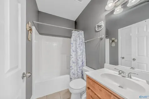 230 Twin Lakes Drive New Market AL 35761
