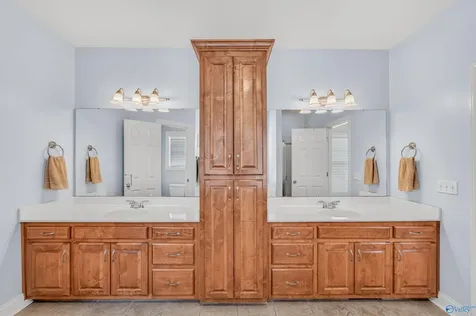 230 Twin Lakes Drive New Market AL 35761