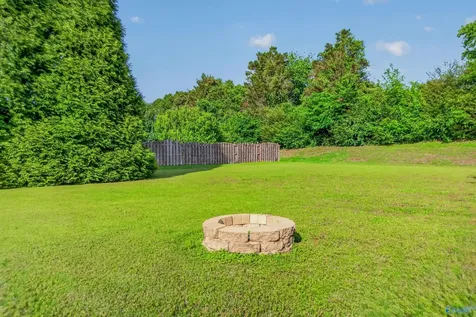 230 Twin Lakes Drive New Market AL 35761