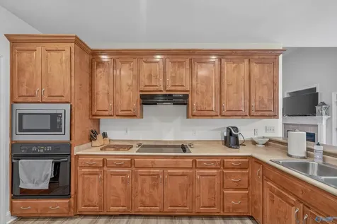 230 Twin Lakes Drive New Market AL 35761