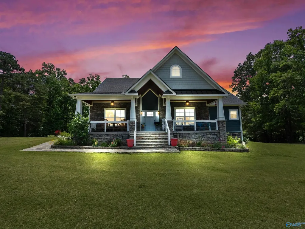 92 Dogwood Lane Grant AL 35747