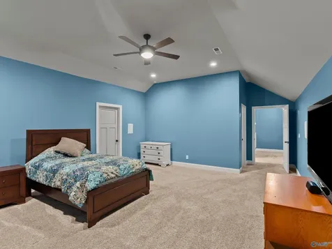 92 Dogwood Lane Grant AL 35747