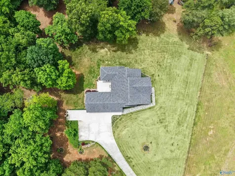 92 Dogwood Lane Grant AL 35747