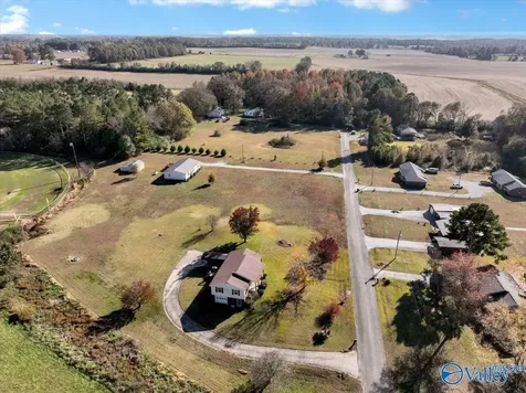 16516 Hampton Lane Athens AL 35611