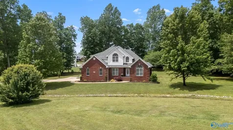 60 Windwood Drive Fayetteville TN 37334