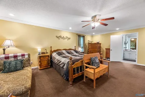 1000 Brentwood Drive NE Cullman AL 35055