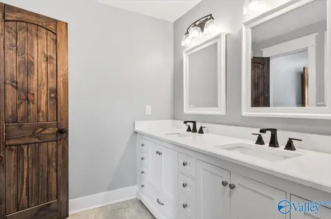 919 Brentwood Drive NE Cullman AL 35055