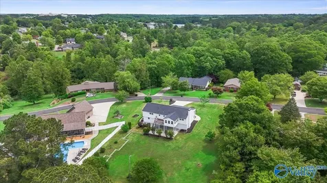 919 Brentwood Drive NE Cullman AL 35055