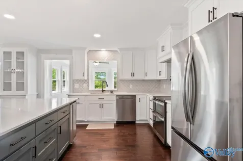 919 Brentwood Drive NE Cullman AL 35055