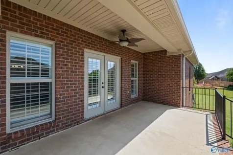 4510 Stone Park Circle Owens Cross Roads AL 35763