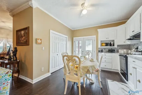 479 Elora Road Elora TN 37328