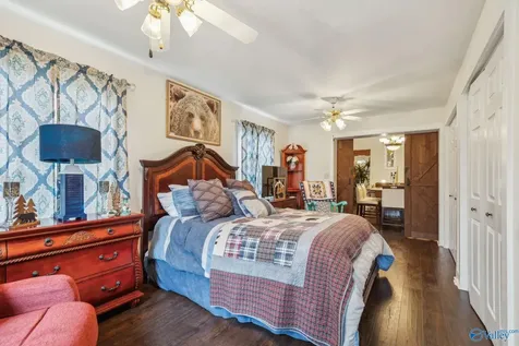 479 Elora Road Elora TN 37328