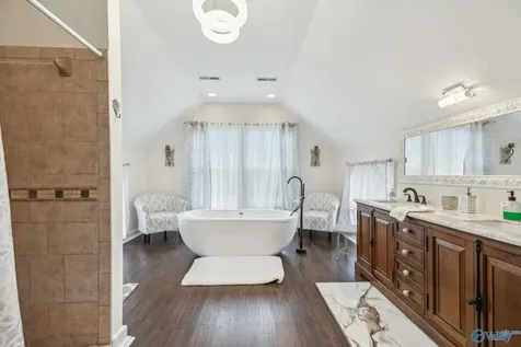 479 Elora Road Elora TN 37328