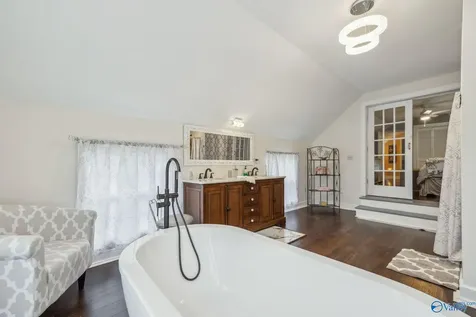 479 Elora Road Elora TN 37328