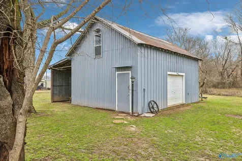 479 Elora Road Elora TN 37328