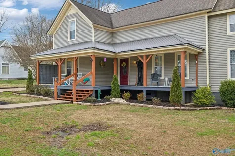 479 Elora Road Elora TN 37328