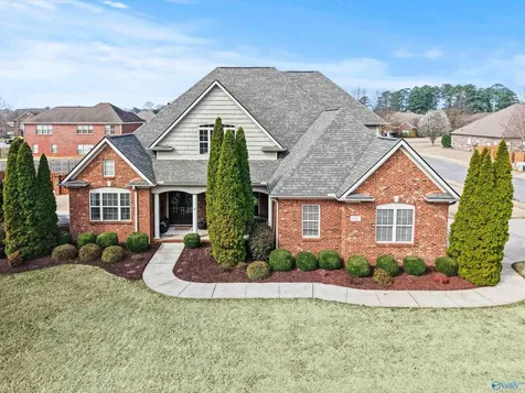 107 Meadowglen Drive NW Madison AL 35757