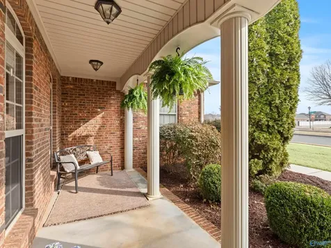 107 Meadowglen Drive NW Madison AL 35757